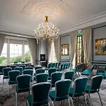 Oulton Hall Hotel, & Golf Hotel Leeds (West Yorkshire)