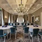 Oulton Hall Hotel, & Golf Hotel Leeds (West Yorkshire)