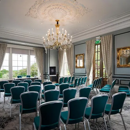 Oulton Hall Hotel, & Golf Hotel Leeds (West Yorkshire)