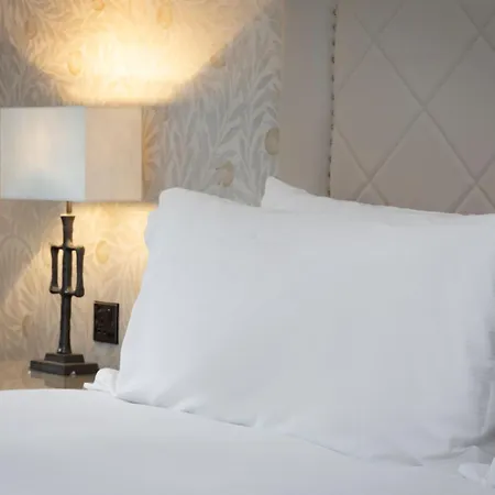 Oulton Hall Hotel, & Golf Hotel 4*
