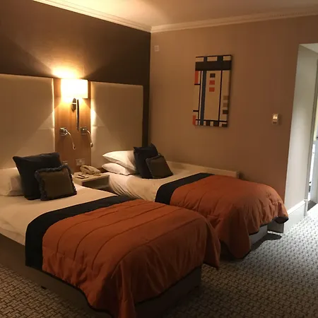 Oulton Hall Hotel, & Golf Hotel 4*