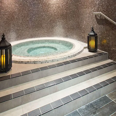 Oulton Hall Hotel, Spa&golf