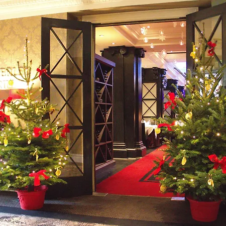 Oulton Hall Hotel, Spa&golf Hotel 4*