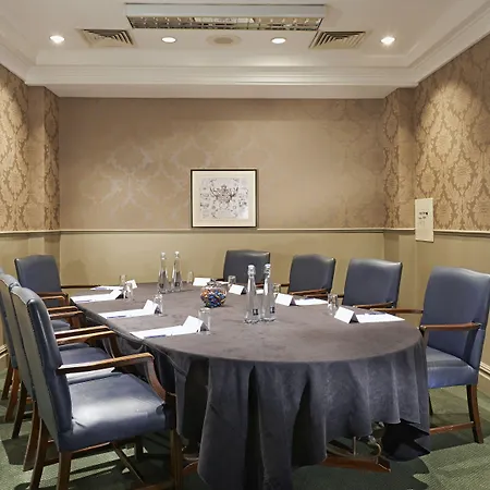 Oulton Hall Hotel, Spa&golf 4*