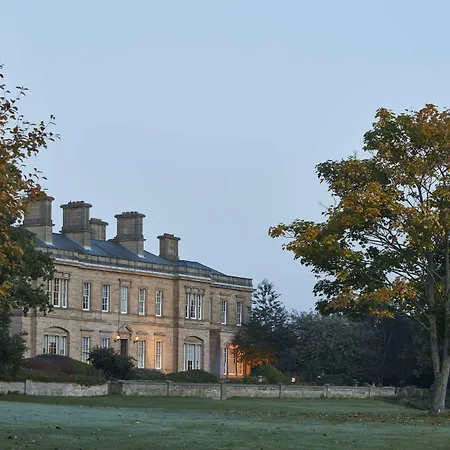 Отель Oulton Hall Hotel, & Golf 4*