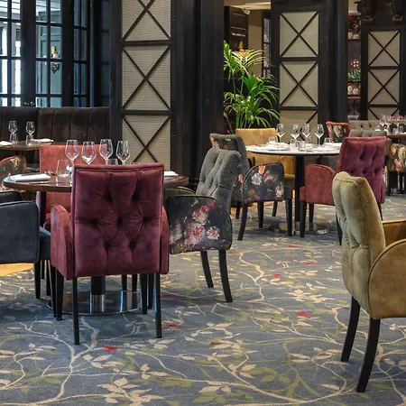 Oulton Hall Hotel, & Golf Отель 4*