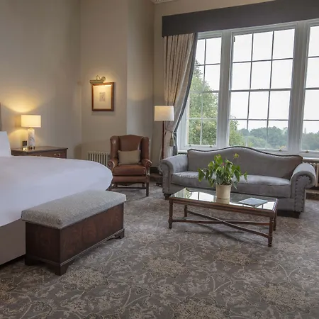 Отель Oulton Hall Hotel, & Golf 4*