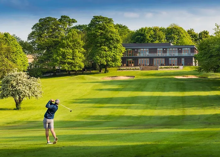 Hotel Oulton Hall Hotel, & Golf