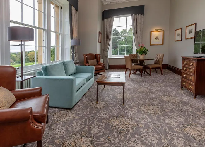 Oulton Hall Hotel, & Golf 4*