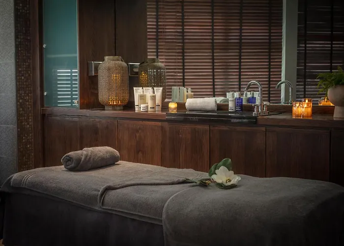 Oulton Hall Hotel, & Golf Hotel Leeds (West Yorkshire)