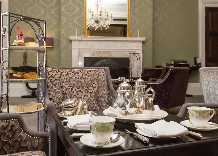 호텔 Oulton Hall Hotel, & Golf