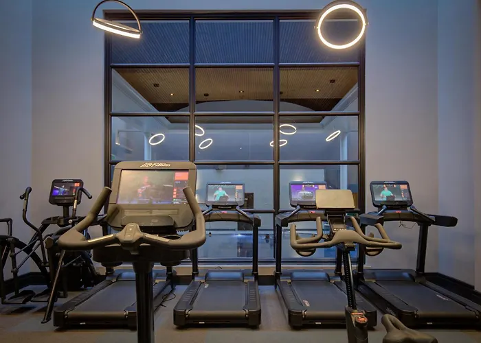 Oulton Hall Hotel, & Golf 4* Leeds (West Yorkshire)