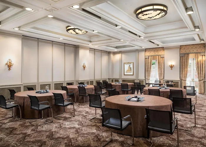 Oulton Hall Hotel, & Golf Hotel Leeds (West Yorkshire)