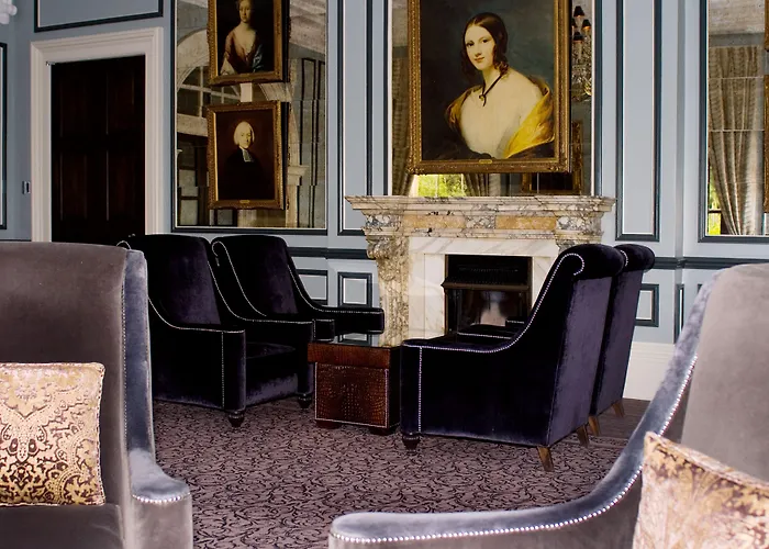 Готель Oulton Hall Hotel, & Golf